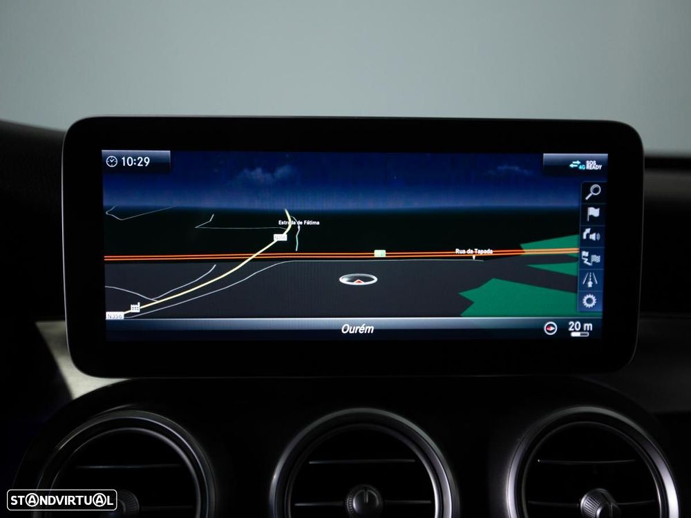 Mercedes-Benz C 300 de AMG Line - 21