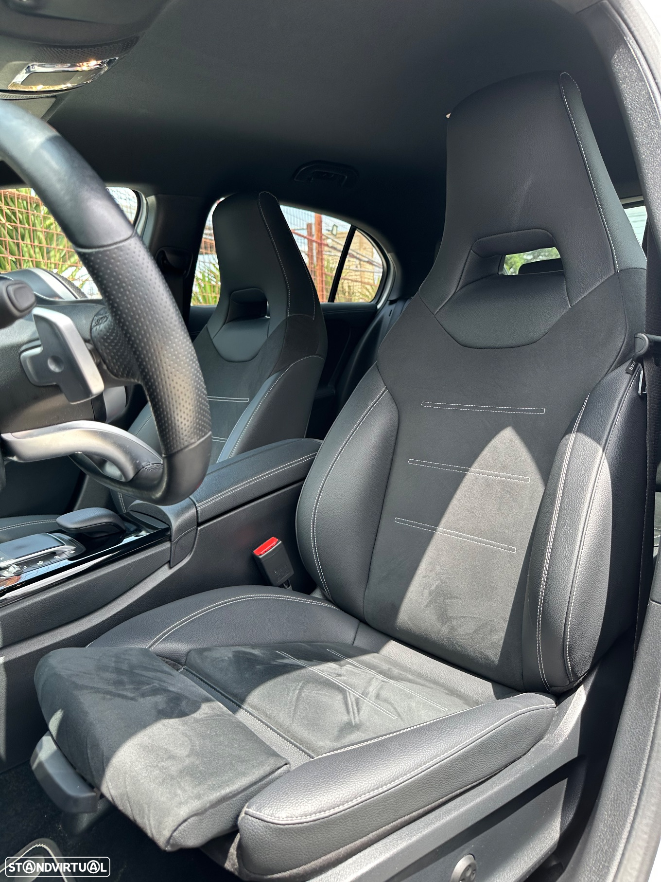 Mercedes-Benz A 250 e AMG Line - 26