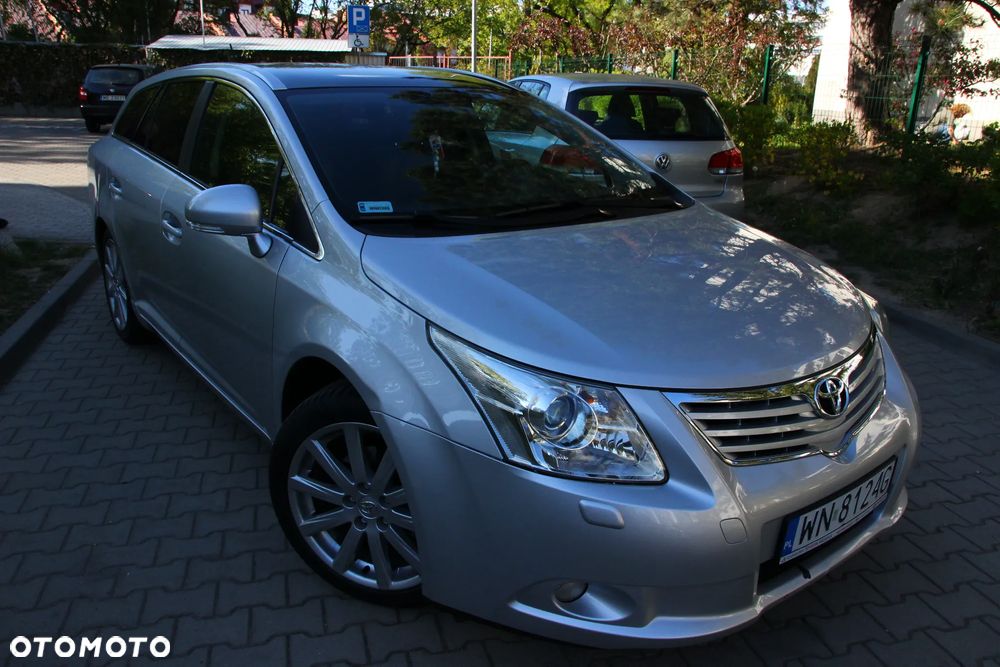Toyota Avensis 2.0 Prestige NAVI - 16