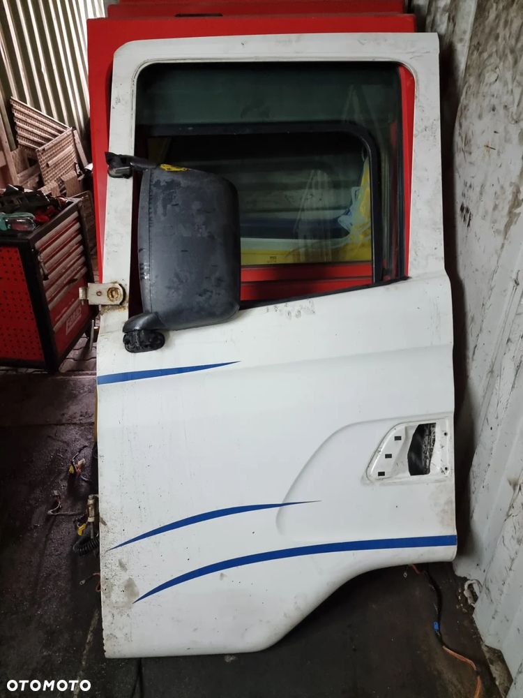 SCANIA R DRZWI LEWE - 1