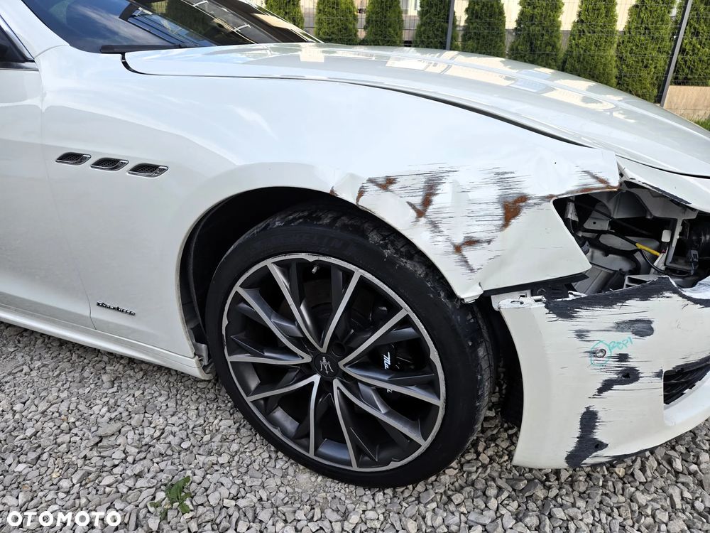 Maserati Ghibli S Q4 Granlusso - 12