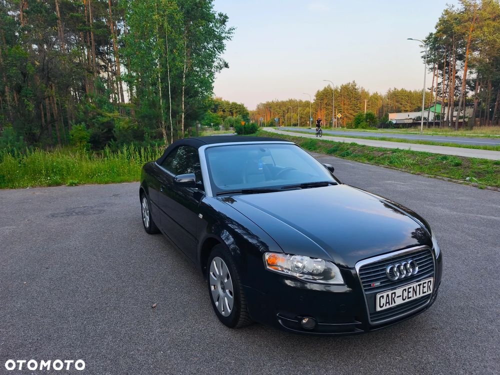 Audi A4 Cabrio 2.0 TDI DPF - 18