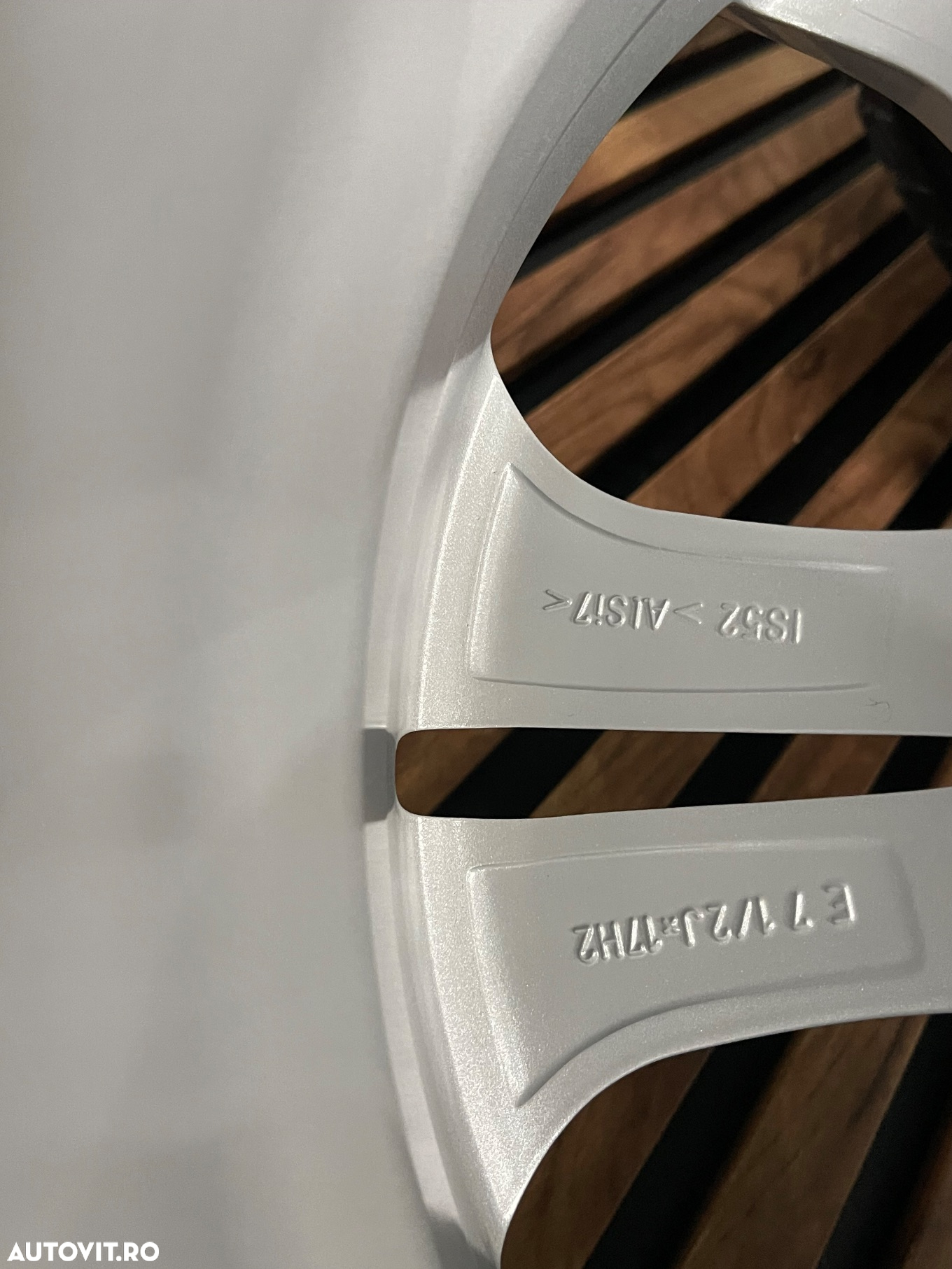 Jante BMW X1 , X2, originale, noi, anvelope iarnă noi Pirelli - 7