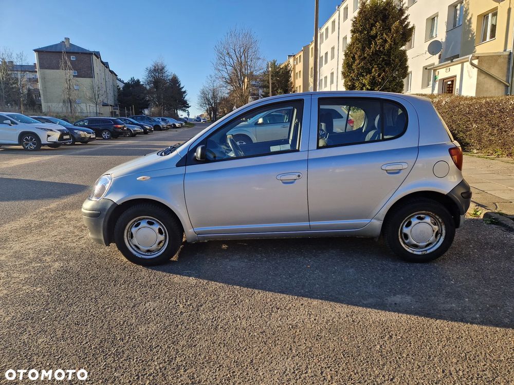 Toyota Yaris - 2