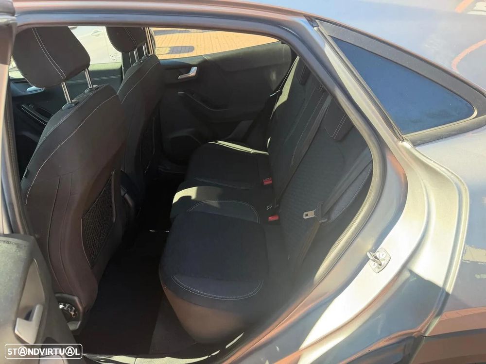 Ford Puma 1.0 EcoBoost MHEV Titanium Design - 8