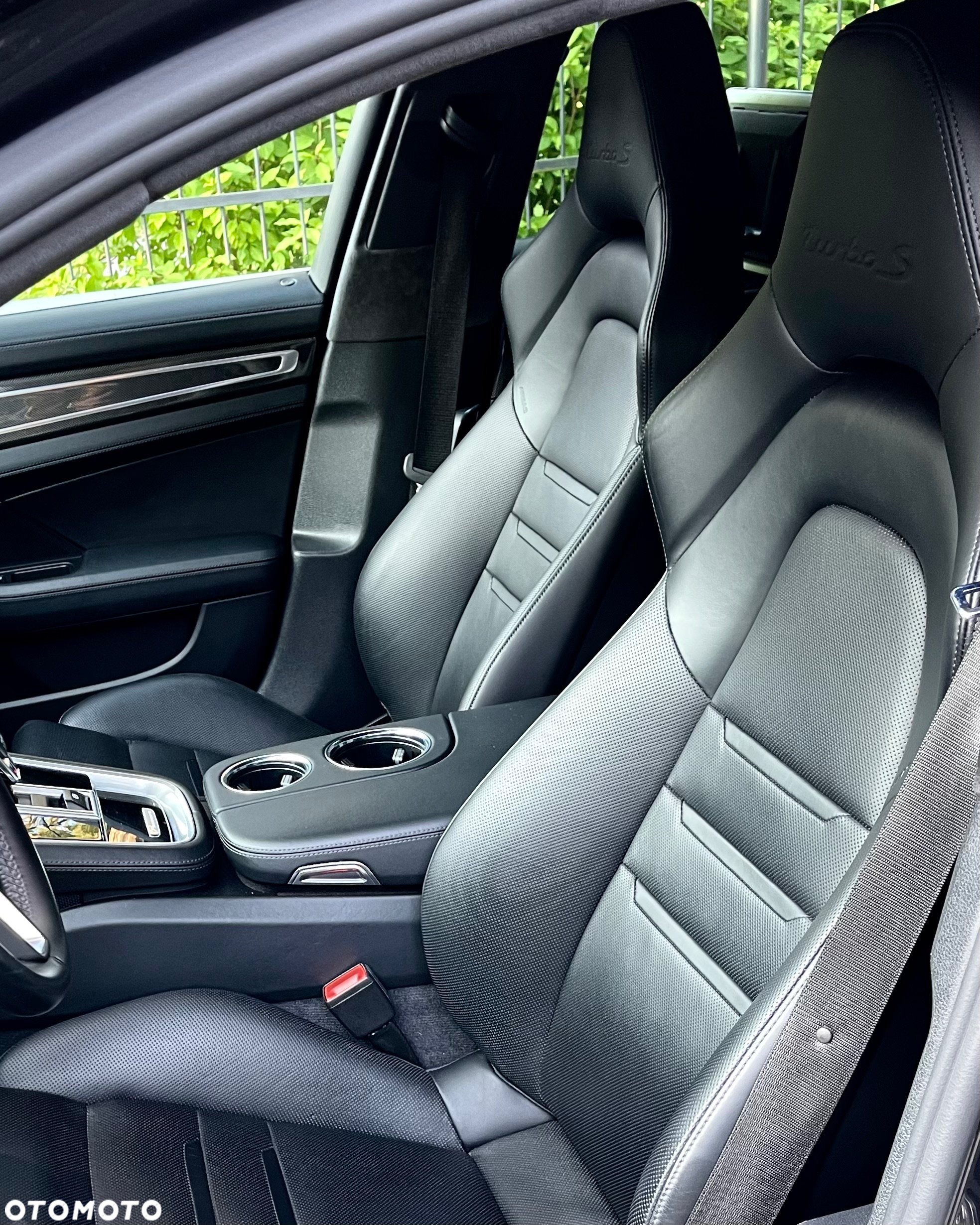Porsche Panamera Turbo S e-Hybrid - 9