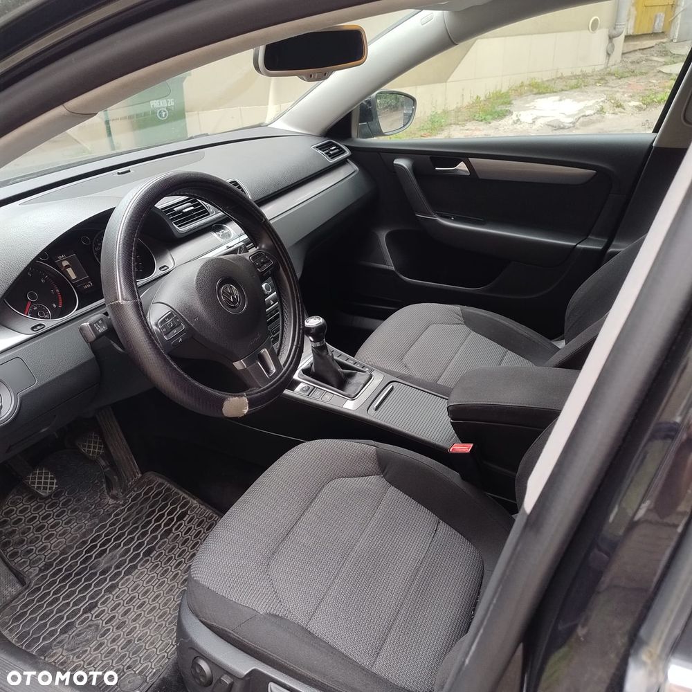 Volkswagen Passat 1.8 TSI Comfortline - 10
