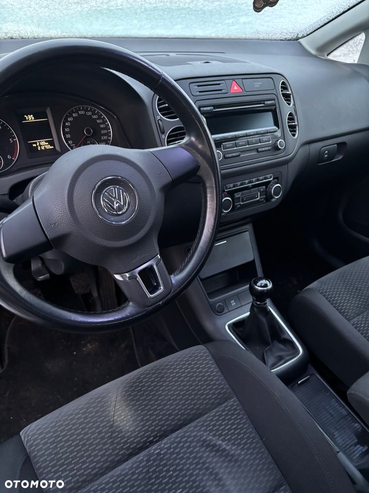 Volkswagen Golf Plus 1.6 TDI DPF Highline - 11