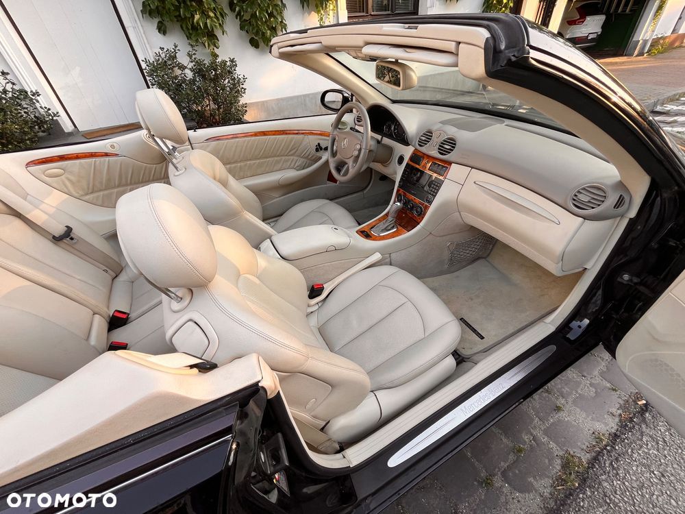 Mercedes-Benz CLK 320 Elegance - 12