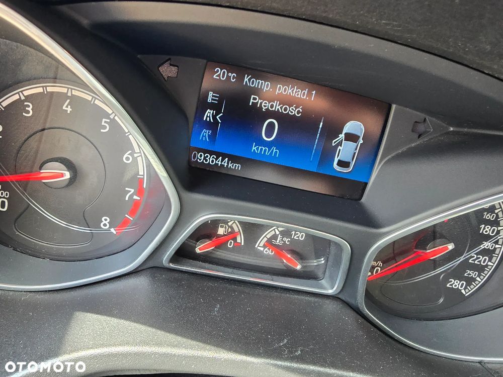 Ford Focus - 22