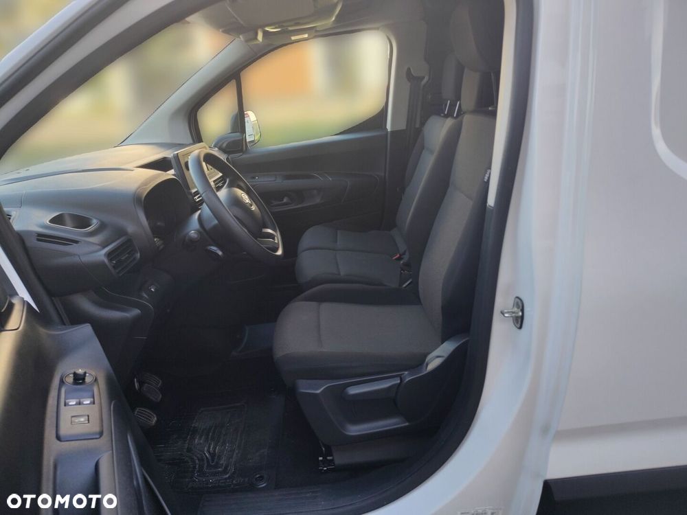 Toyota PROACE CITY - 9