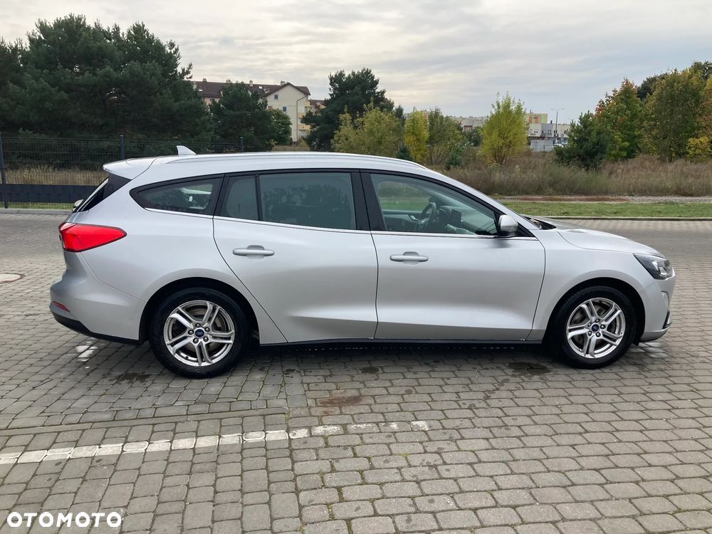 Ford Focus - 1