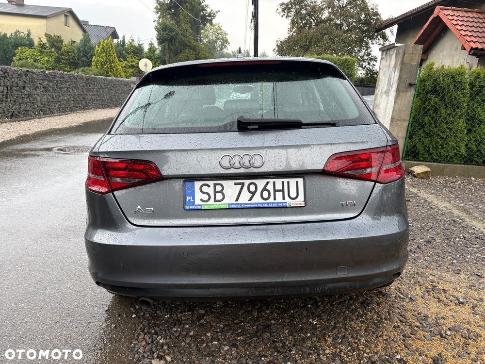 Audi A3 Sportback 1.6 TDI S tronic - 9