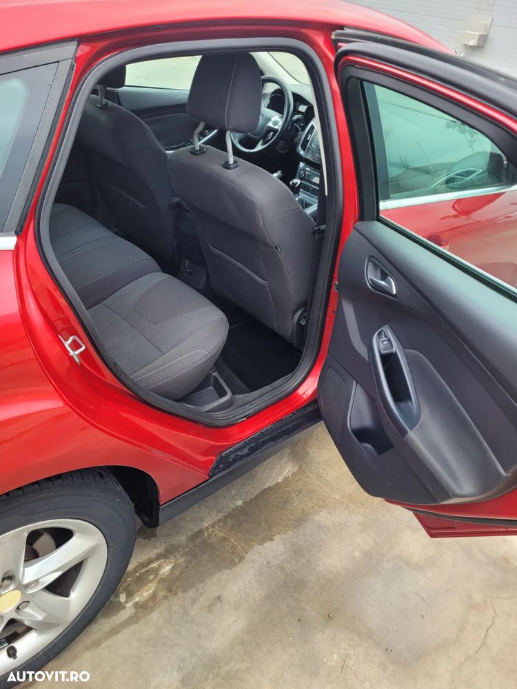 Ford Focus - 9