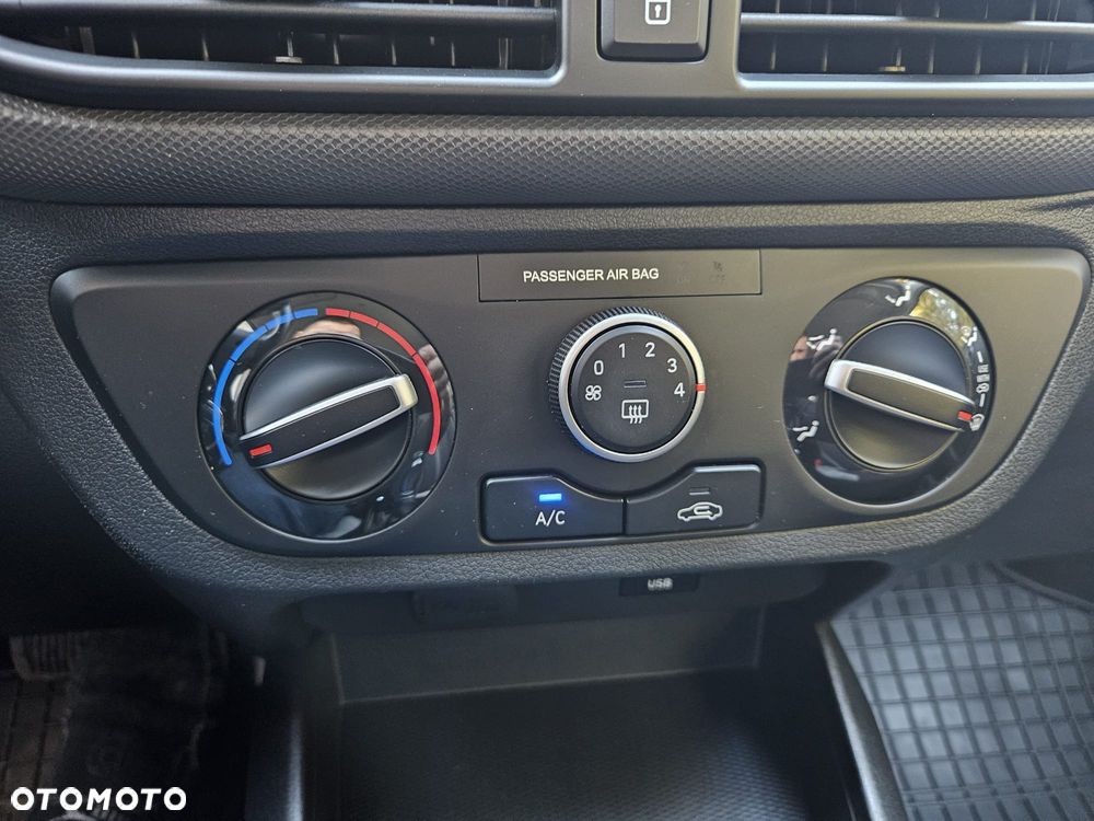 Hyundai i10 1.0 Modern - 12