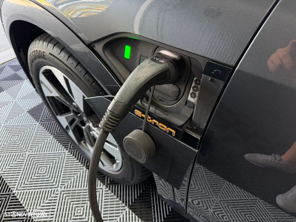 Audi e-tron 55 quattro S line - 3