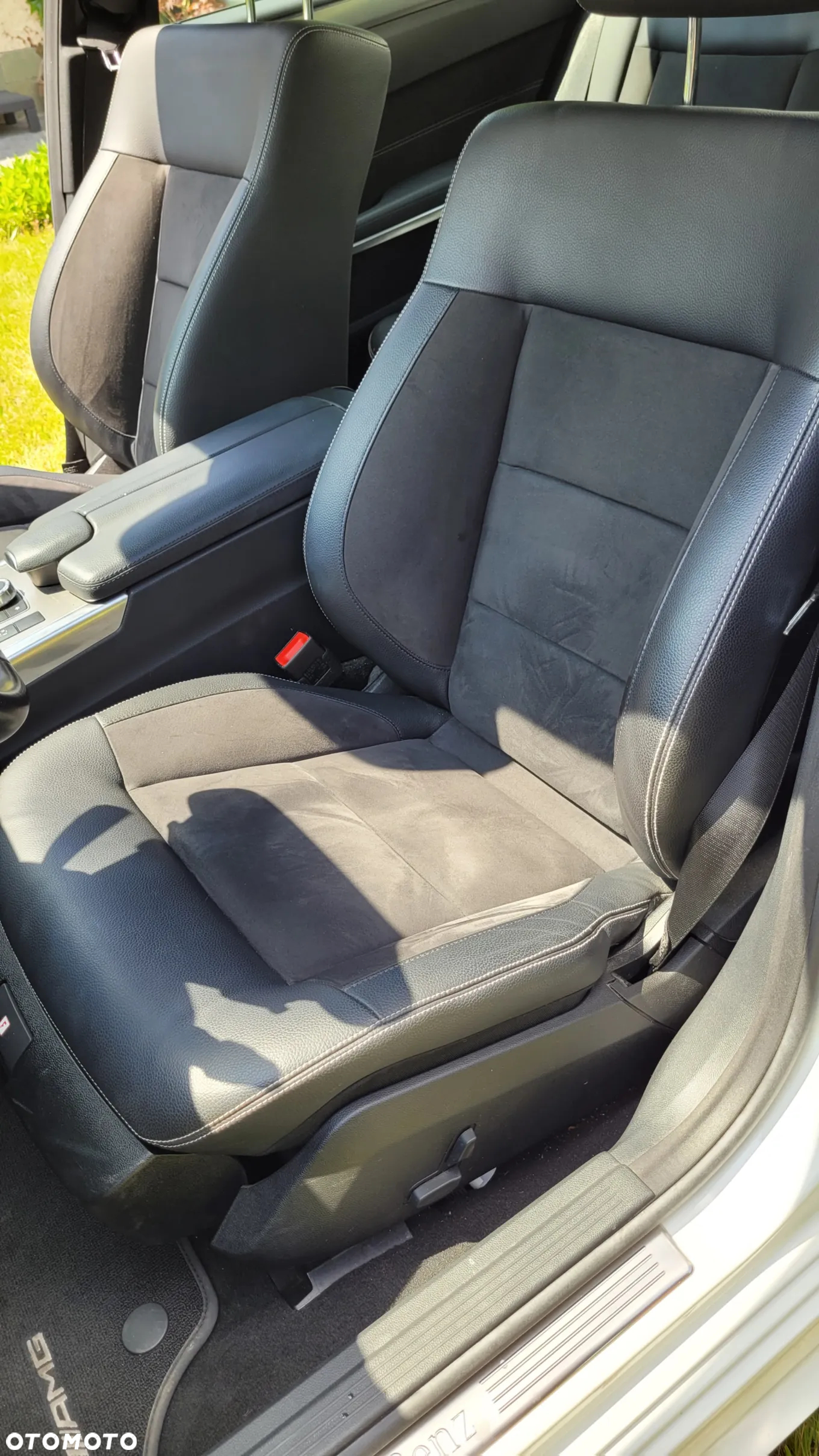 Mercedes-Benz Klasa E 220 BlueTEC 4-Matic Avantgarde - 21