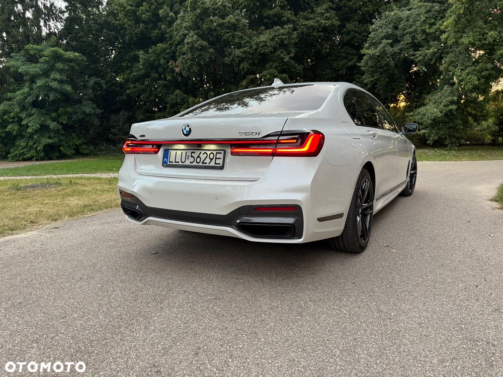 BMW Seria 7 750Li xDrive - 8
