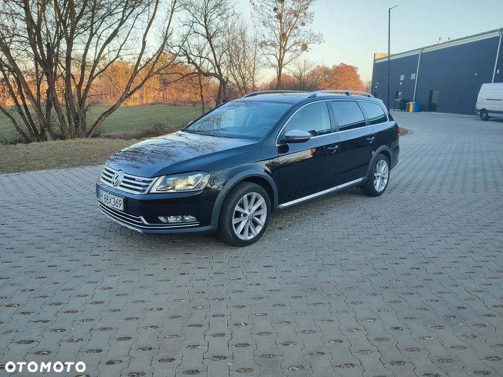 Volkswagen Passat Alltrack 2.0 TDI 4Motion DSG BlueMotion Tec - 10