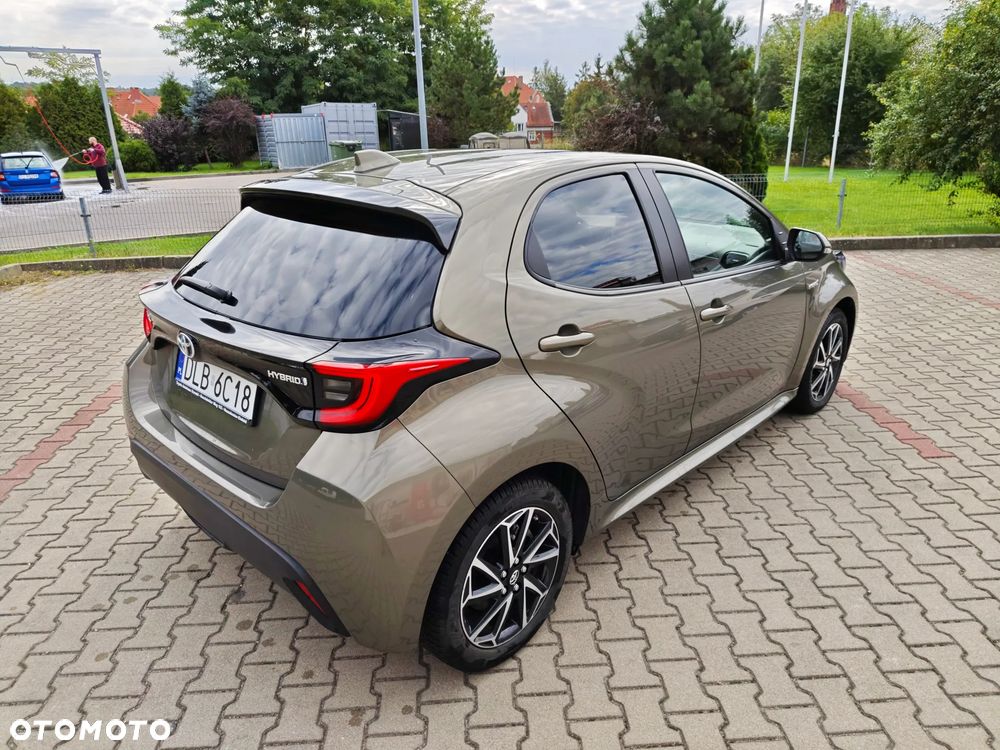 Toyota Yaris 116 1.5 VVT-i Active - 8