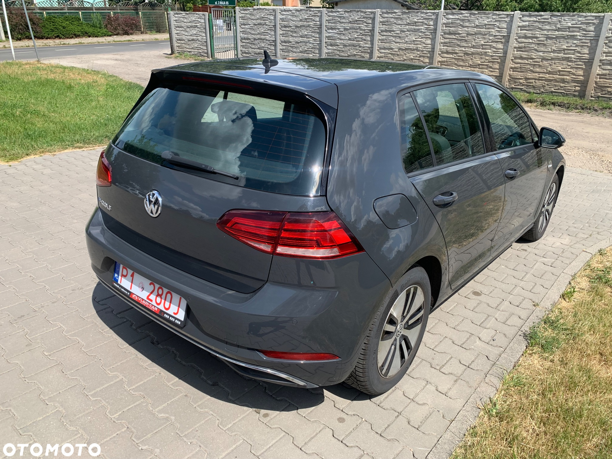 Volkswagen Golf e-Golf - 5