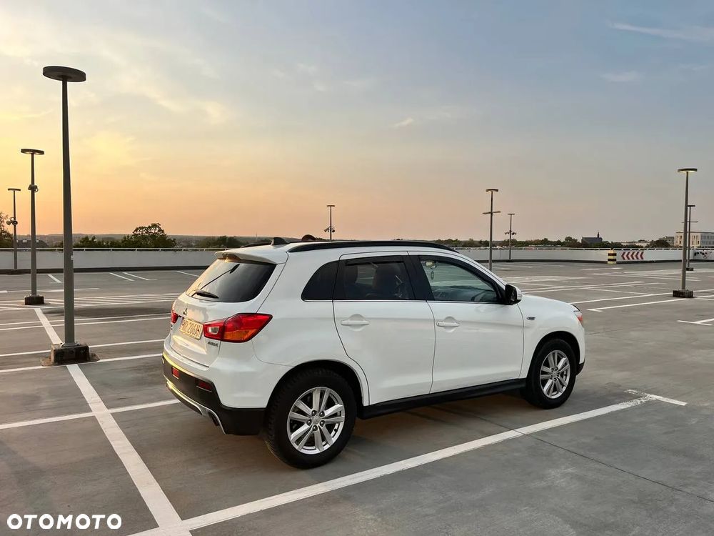 Mitsubishi ASX 1.8 DID Instyle NAVI 4WD AS&G - 2