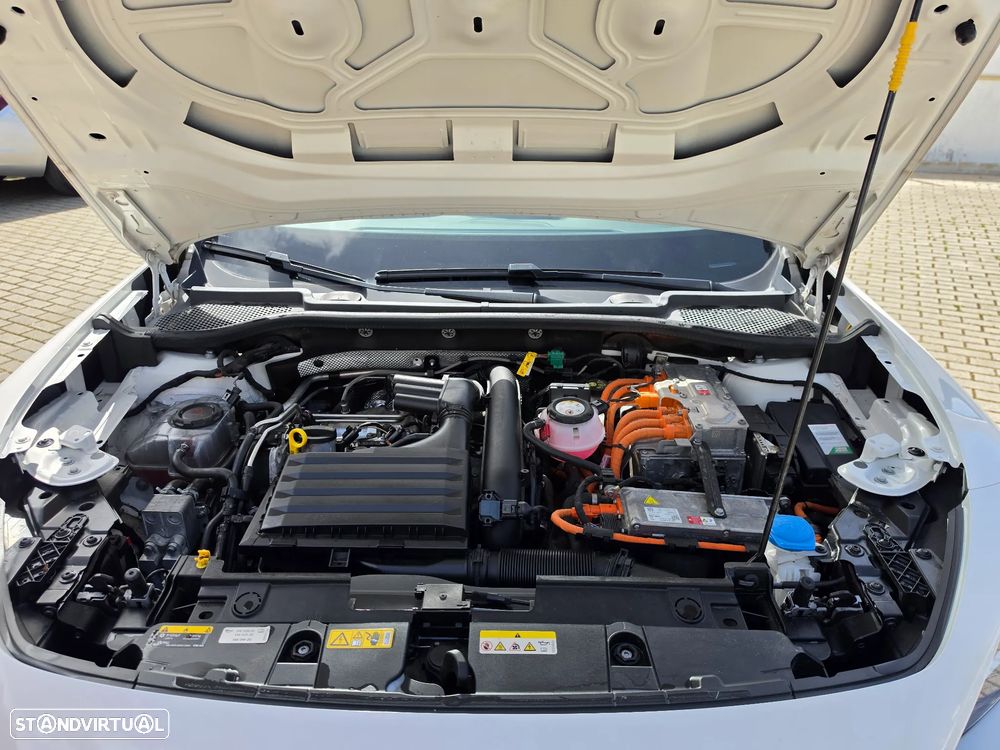 Cupra Formentor 1.4 e-Hybrid Sport DSG - 30