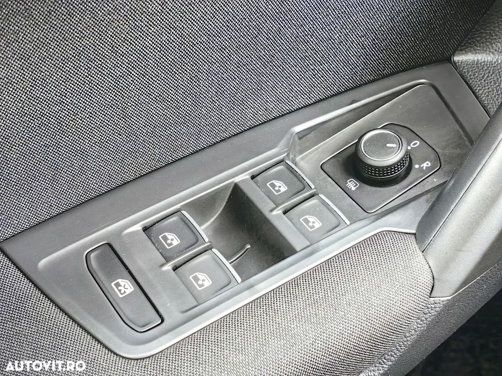 Volkswagen Tiguan - 30