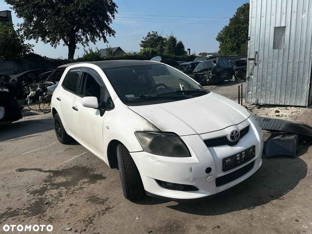TOYOTA  Auris 1,4 D4D półoś prawa - 9