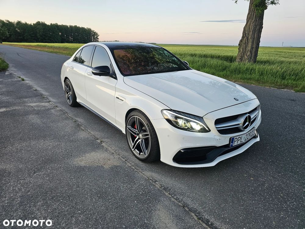 Mercedes-Benz Klasa C AMG 63 S AMG Speedshift 7G-MCT - 2