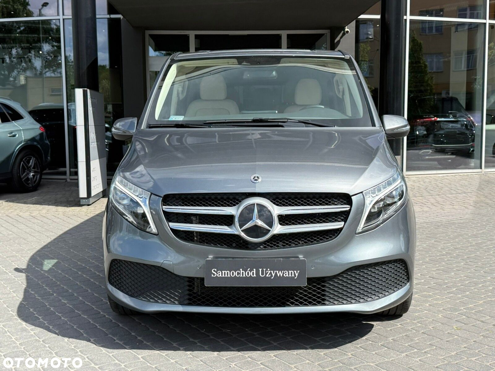 Mercedes-Benz Klasa V 300 d Avantgarde 9G-Tronic (ekstra d³) - 2