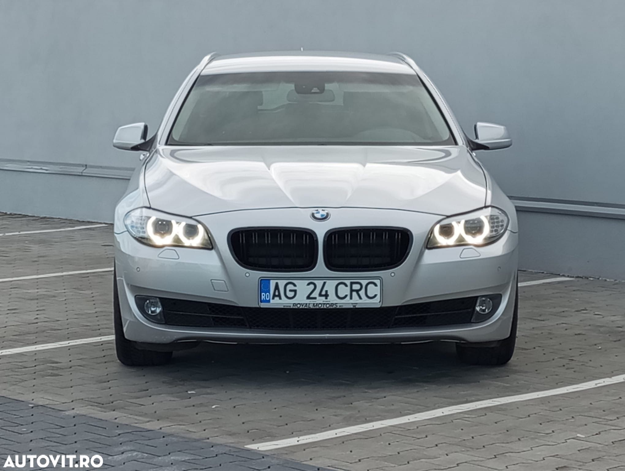 BMW Seria 5 520d Touring Aut. - 1
