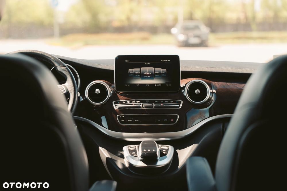 Mercedes-Benz Klasa V 250 (BlueTEC) d Avantgarde 7G-Tronic (d³ugi) - 21