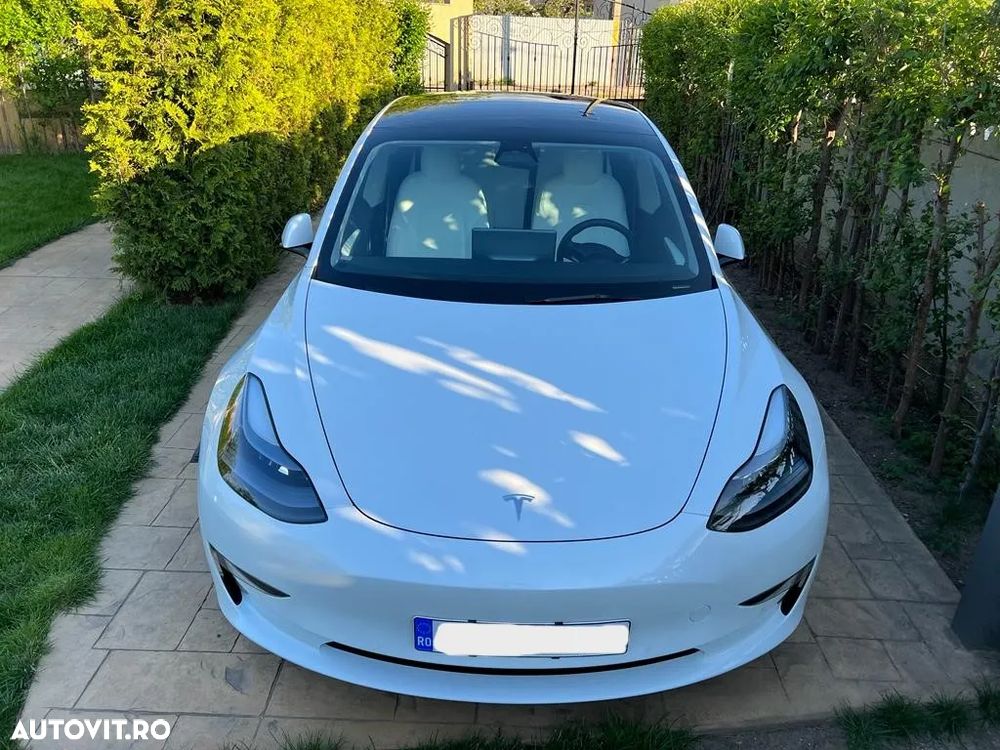 Tesla Model 3 Long Range - 2