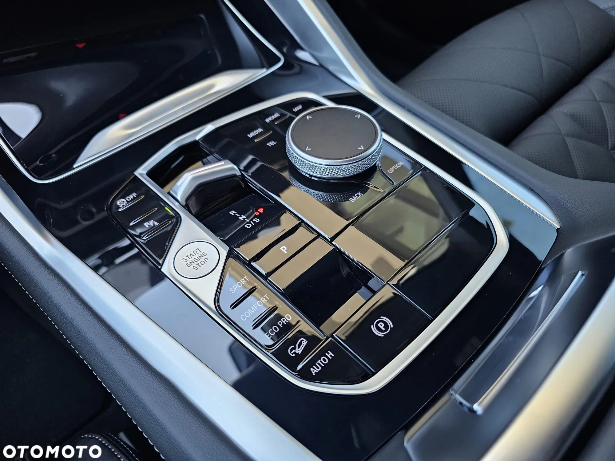 BMW X6 ver-xdrive30d - 24