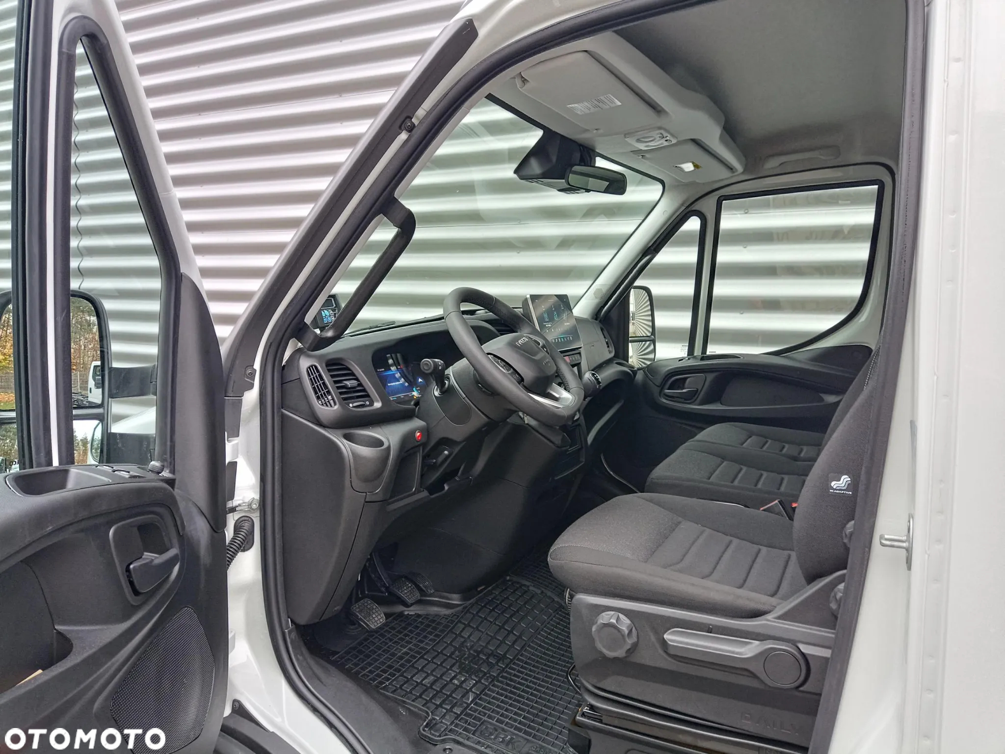Iveco Daily / MY24 - 10