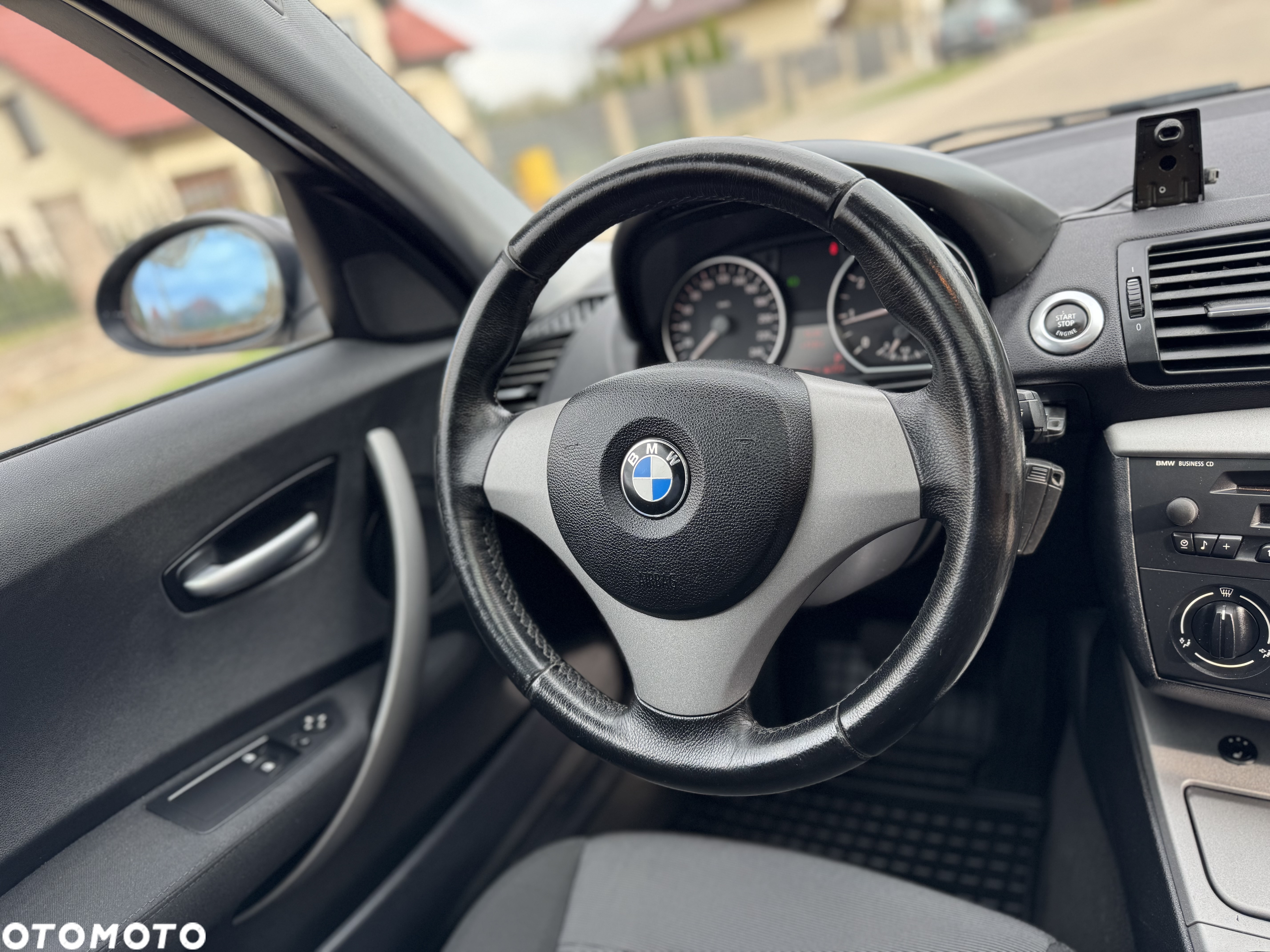 BMW Seria 1 118i - 31