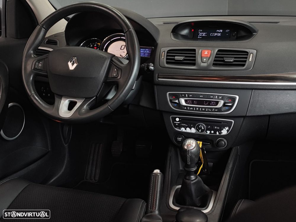 Renault Mégane Sport Tourer 1.4 TCE Dynamique S - 38