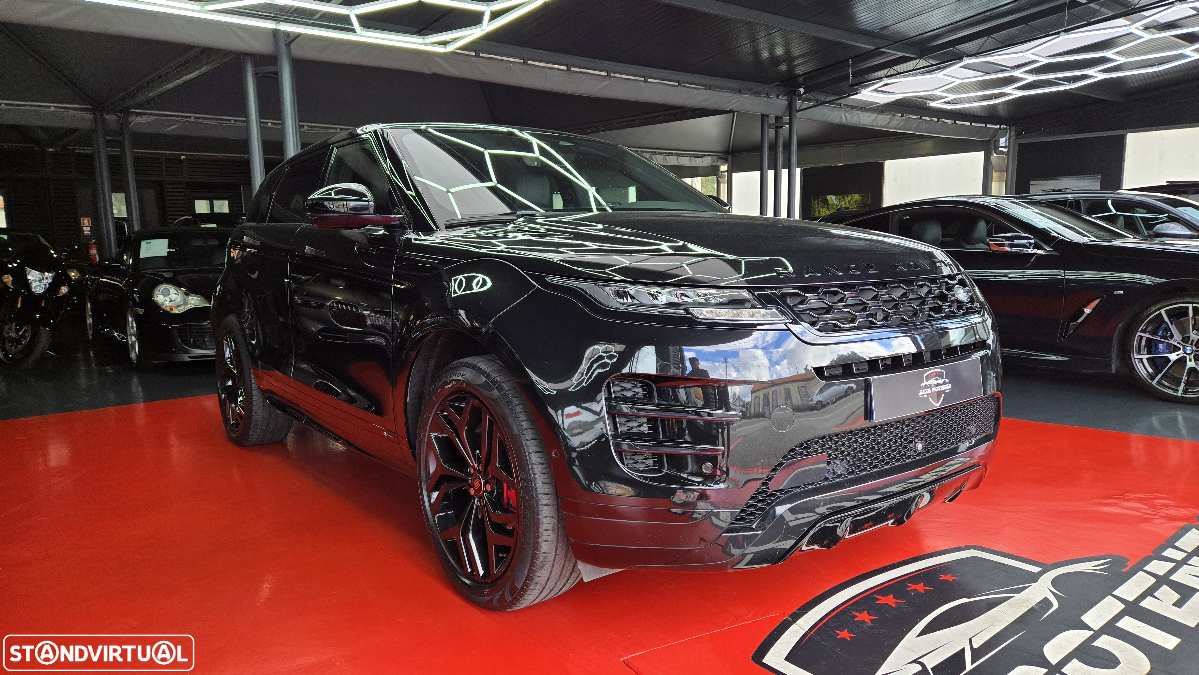 Land Rover Range Rover Evoque 1.5 P300e AWD R-Dynamic Auto - 3
