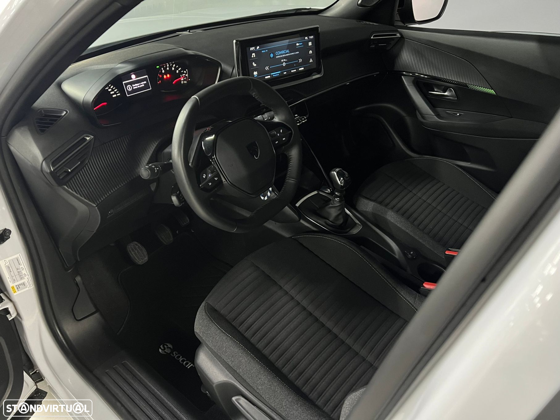 Peugeot 2008 1.2 PureTech Active Pack - 20
