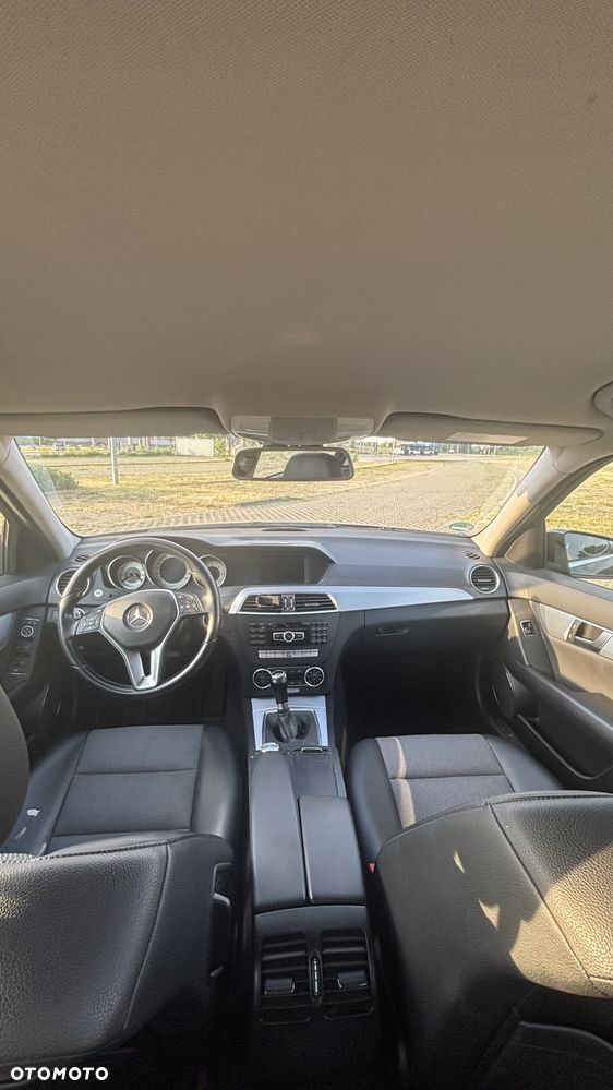 Mercedes-Benz Klasa C 220 CDI BlueEff Avantgarde - 7