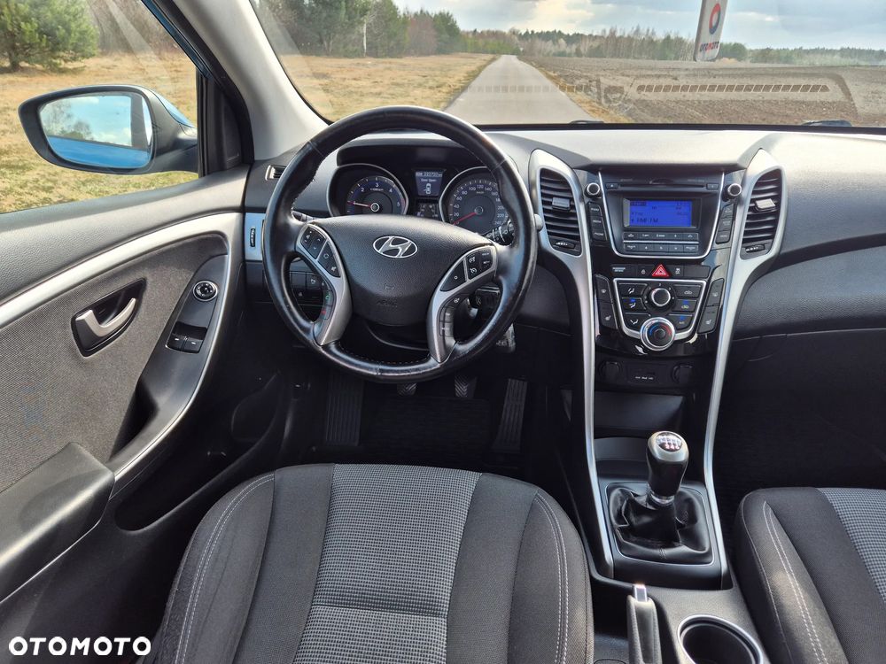Hyundai i30 1.4 CRDi Intro Edition - 3