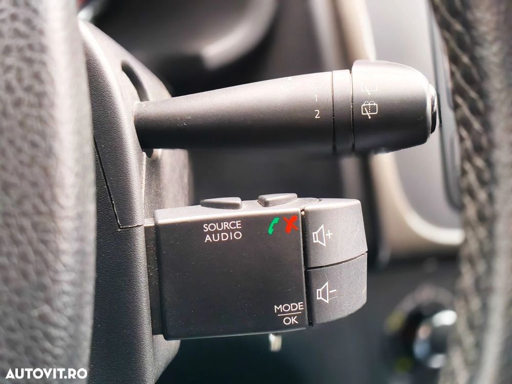 Dacia Logan MCV dCi 90 Laureate - 30