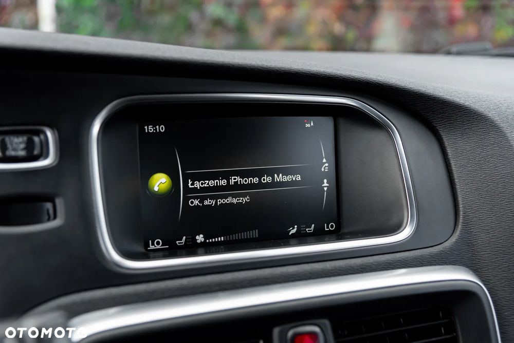 Volvo V40 Cross Country T4 AWD Geartronic Momentum - 35
