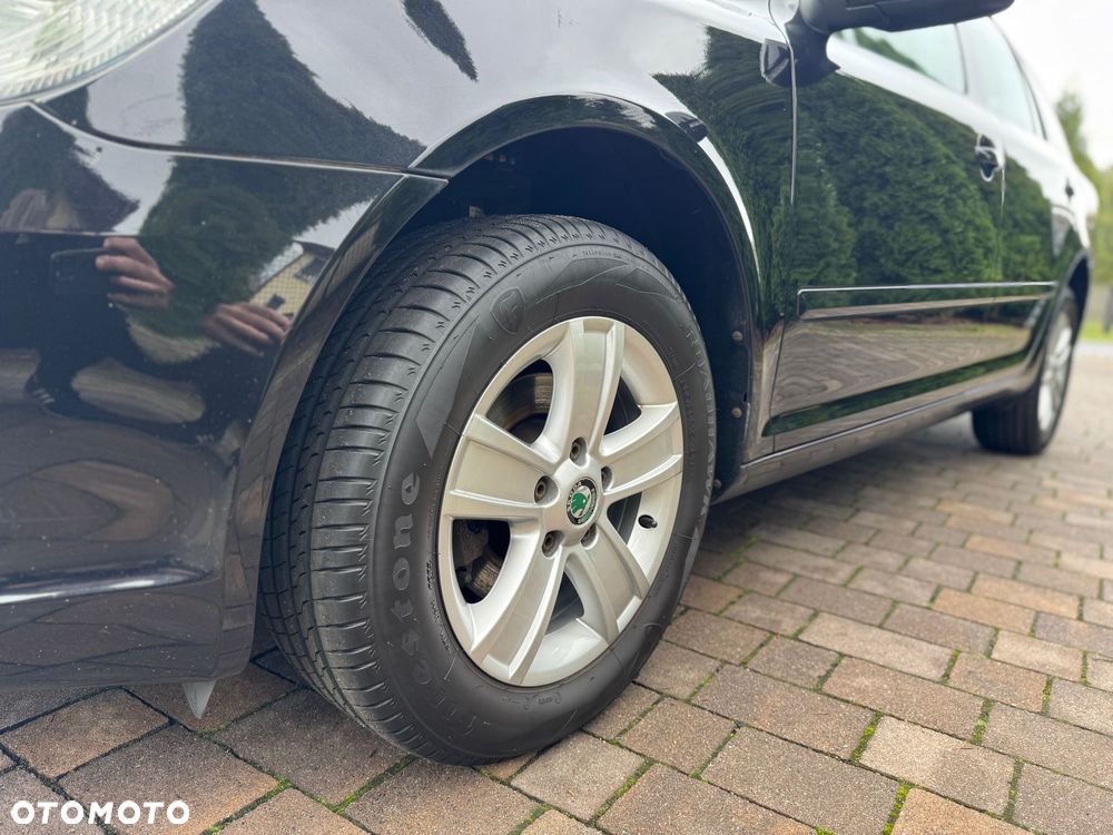 Skoda Octavia Combi 1.6 TDI DPF Ambiente - 11