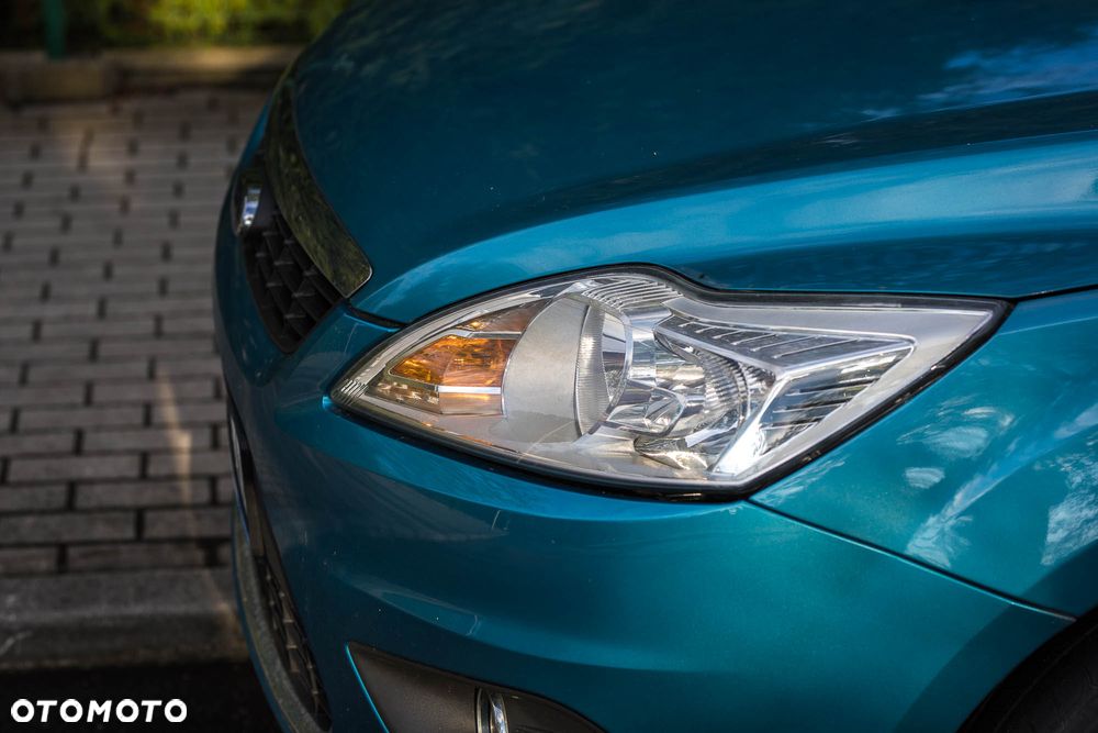 Ford Focus 1.6 16V Trend - 4