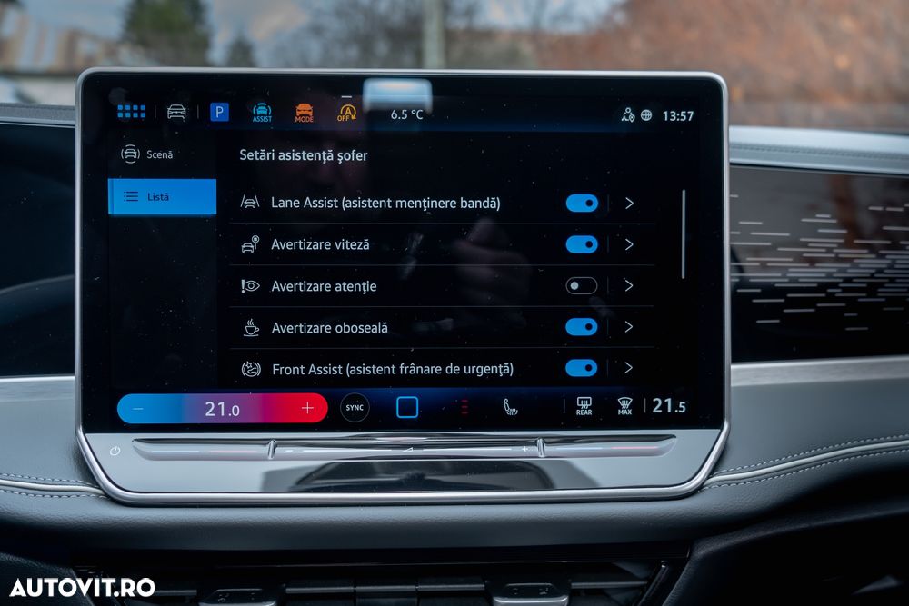 Volkswagen Passat 2.0 TDI SCR DSG Elegance - 38