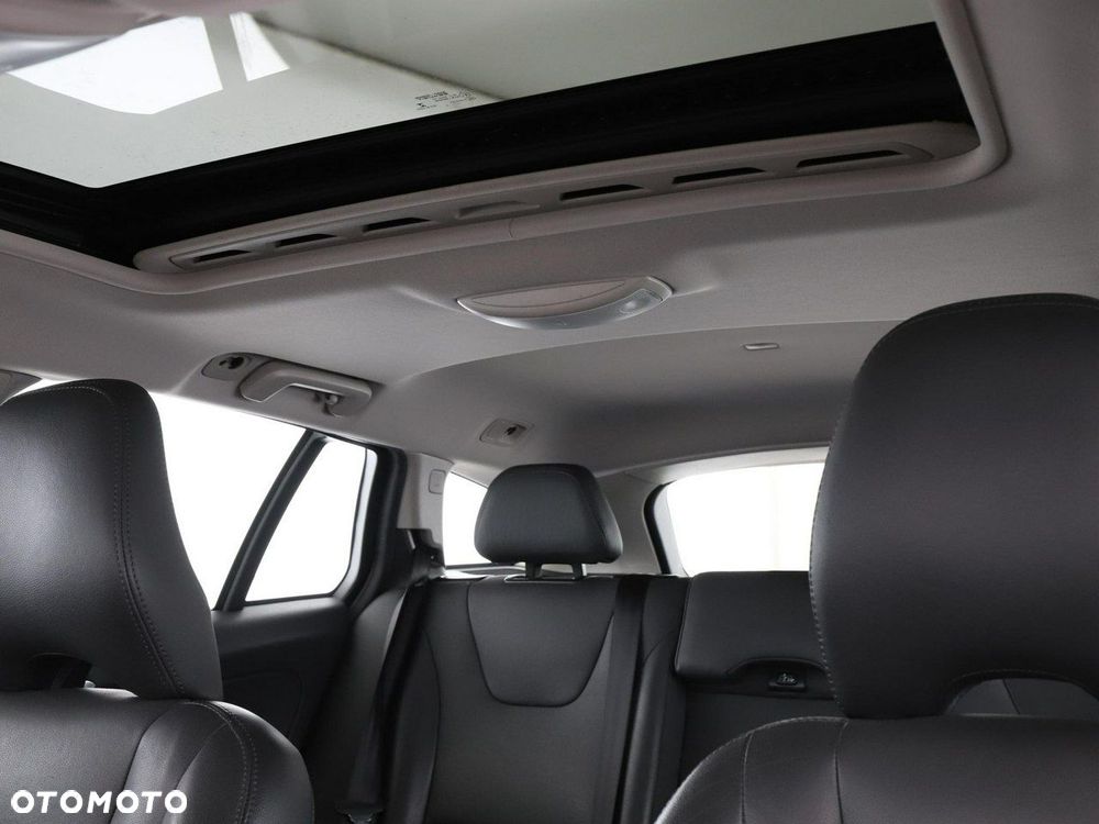 Volvo V60 D2 Summum - 35
