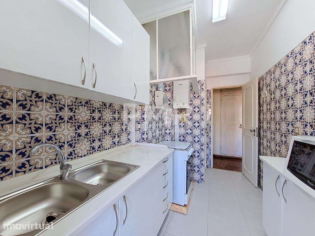 Apartamento T2 no Lumiar para arrendamento - Grande imagem: 2/15