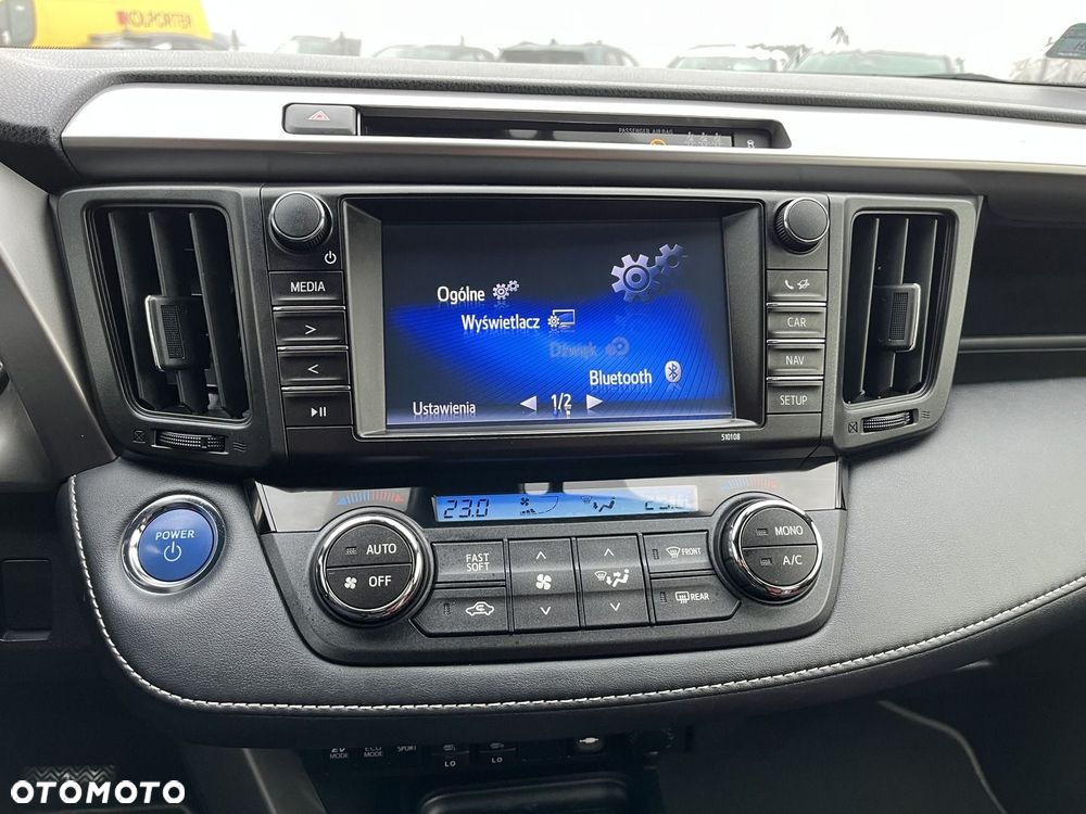 Toyota RAV4 Hybrid Premium 4x4 - 15